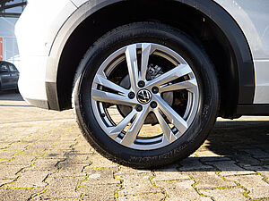 Volkswagen T-Roc 1.0 TSI R-Line 8 navigation