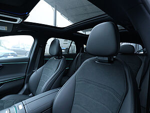 Mercedes-Benz E 220 d T AMG Sport 30 navigation