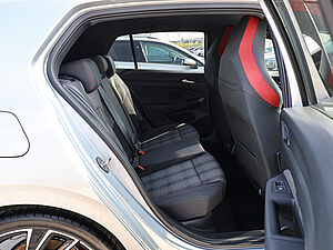 Volkswagen Golf VIII GTI DSG 4 navigation