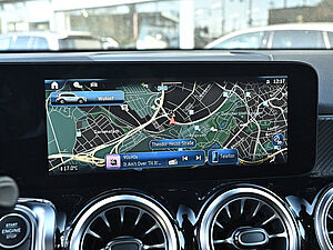 Mercedes-Benz GLB 180 AMG Sport Advanced Plus 11 navigation