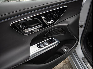 Mercedes-Benz E 200 T Avantgarde Advanced Plus Superscreen 20 navigation