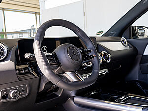 Mercedes-Benz GLA 180 AMG Advanced Plus 20 navigation