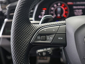 Audi RS Q8 SUV performance 22 navigation