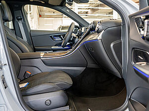 Mercedes-Benz GLC 300 GLC 300d SUV 4Matic AMG Line 2 navigation