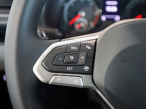 Volkswagen T6.1 California Beach 2.0 TDI DSG 28 navigation
