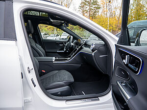 Mercedes-Benz C 220 d T AMG Line 2 navigation
