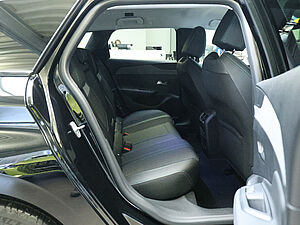Peugeot 308 SW Allure HYBRID 136 e-DSC6 4 navigation