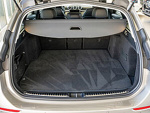 Mercedes-Benz C 200 T AMG Sport Premium 27 navigation
