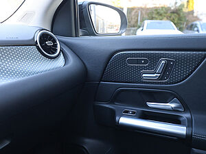 Mercedes-Benz GLA 220 d 4M Progressive Advanced 20 navigation