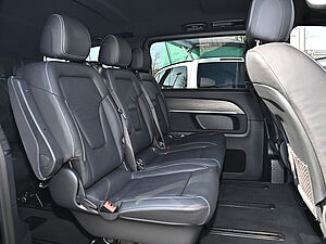 Mercedes-Benz V 300 d AVANTGARDE Extralang 5 navigation