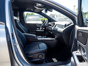 Mercedes-Benz B 180 Progressive Advanced 2 navigation
