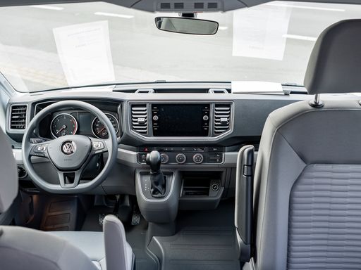 Volkswagen Crafter  16