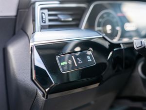 Audi e-tron advanced 50 quattro 20 navigation