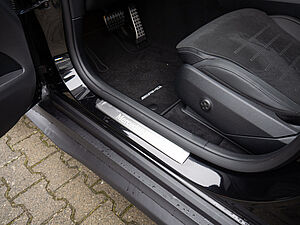 Mercedes-Benz GLC 200 4M AMG Line 30 navigation