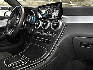 Mercedes-Benz GLC 300 e 4M Coupé AMG Line 9 navigation