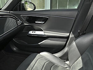Mercedes-Benz E 220 d AMG Sport Advanced 15 navigation