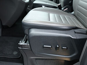 Ford Tourneo Custom Titanium X L1 10 navigation