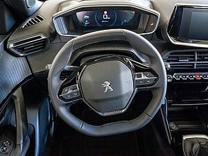 Peugeot 2008 Allure Pack 1.2 PureTech 130 8 navigation