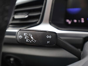 Volkswagen T-Roc Life 1.5 l TSI DSG 29 navigation