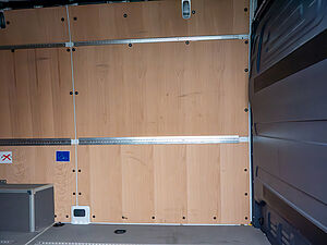 Mercedes-Benz Sprinter 317 CDI Kasten L2H2 10 navigation