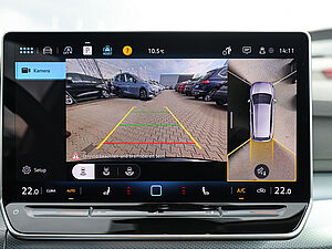 Volkswagen Golf VIII Variant GOAL 2,0 l TDI DSG 15 navigation