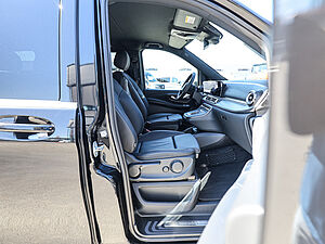 Mercedes-Benz V 300 d AVANTGARDE Extralang 2 navigation