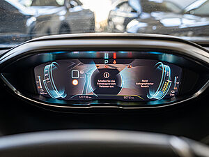Peugeot 3008 GT 300 Hybrid4 Allrad 13 navigation