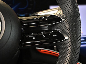 Mercedes-Benz EQS 580 SUV 4M AMG Sport Premium Plus 18 navigation