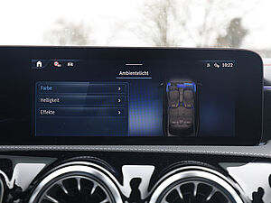 Mercedes-Benz CLA 180 AMG Line Edition 12 navigation