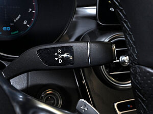 Mercedes-Benz C 200 Cabrio AMG Line 19 navigation