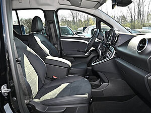 Mercedes-Benz T 180 d PROGRESSIVE Standard 2 navigation