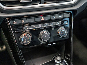 Volkswagen T-Roc R-Line 1.0 TSI 12 navigation