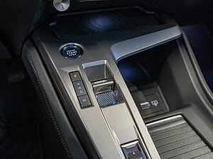 Peugeot 308 Allure BlueHDi 130 EAT8 11 navigation
