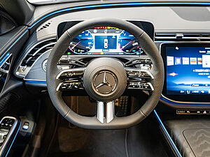 Mercedes-Benz E 220 d AMG Sport 8 navigation