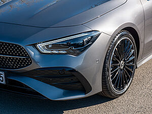 Mercedes-Benz CLA 180 SB AMG Line 28 navigation