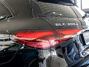 Mercedes-Benz GLC 300 e 4M AMG Sport Premium 27 navigation