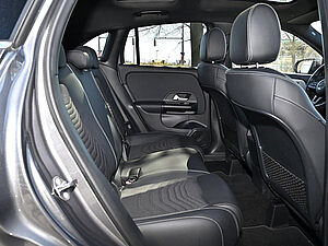Mercedes-Benz GLA 250 e Style 5 navigation