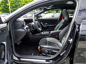 Mercedes-Benz CLA 35 AMG 4M Coupé Premium Aero 9 navigation