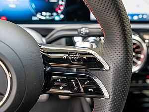 Mercedes-Benz CLA 250 e Coupé AMG Sport Edition 16 navigation
