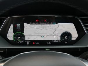 Audi e-tron Sportback s quattro 19 navigation