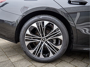 Mercedes-Benz E 220 d Avantgarde Advanced 19" 5 navigation