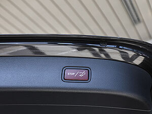 Mercedes-Benz GLC 300 e 4M Avantgarde Advanced Plus 32 navigation