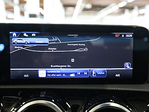 Mercedes-Benz A 200 Limo Progressive Advanced 11 navigation