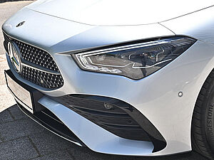 Mercedes-Benz CLA 220 d Coupé AMG Sport Edition 30 navigation
