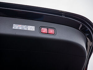 Mercedes-Benz GLC 220 d 4M AMG Line 20 navigation