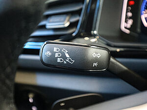 Volkswagen T-Roc Cabrio R-Line Edition Karmann 1.5 TSI DSG 27 navigation