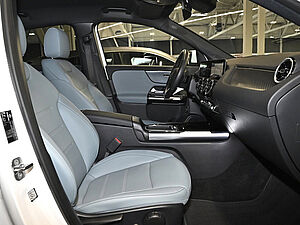 Mercedes-Benz GLA 180 Progressive 3 navigation
