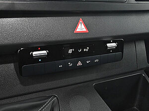 Mercedes-Benz Sprinter 317 CDI Kasten L4H2 11 navigation