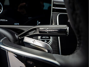 Mercedes-Benz E 220 d Avantgarde Advanced 19" 17 navigation
