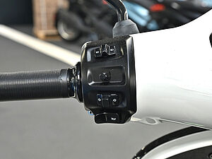 Vespa GTS 125 Supersport E5+ 9 navigation